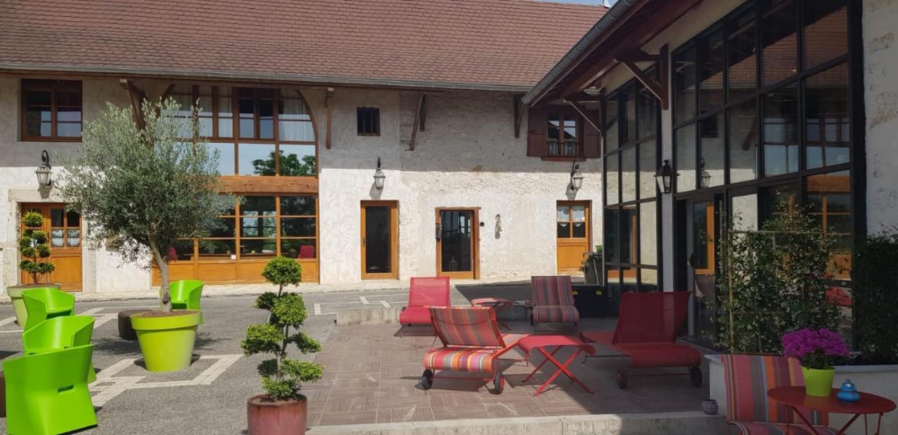 Hotel Le Domaine De Tizo Saint-Victor-de-Morestel Exteriér fotografie