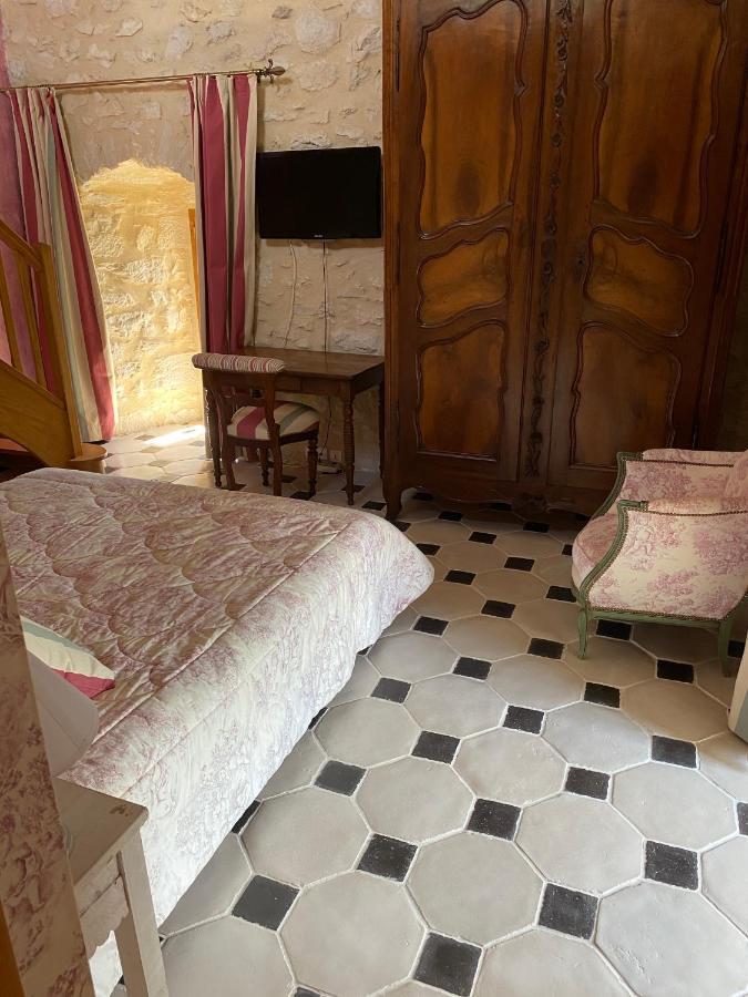 Hotel Le Domaine De Tizo Saint-Victor-de-Morestel Exteriér fotografie