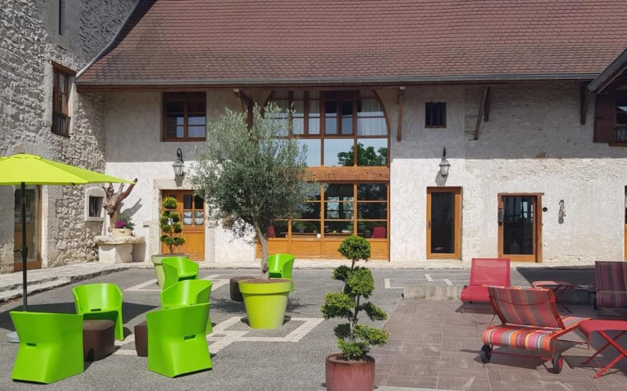Hotel Le Domaine De Tizo Saint-Victor-de-Morestel Exteriér fotografie